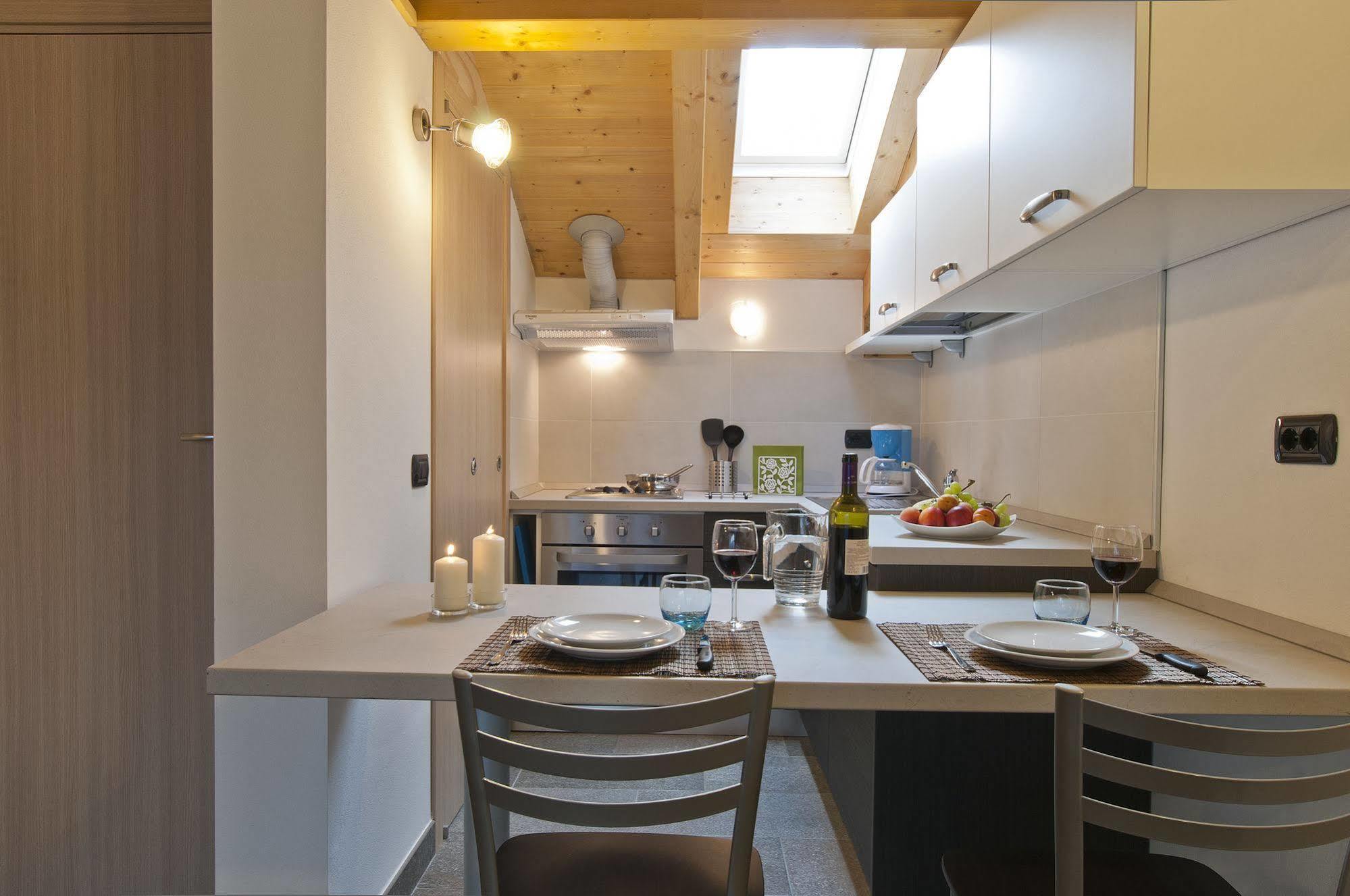 Helianthus Residence Cannero Riviera Eksteriør bilde