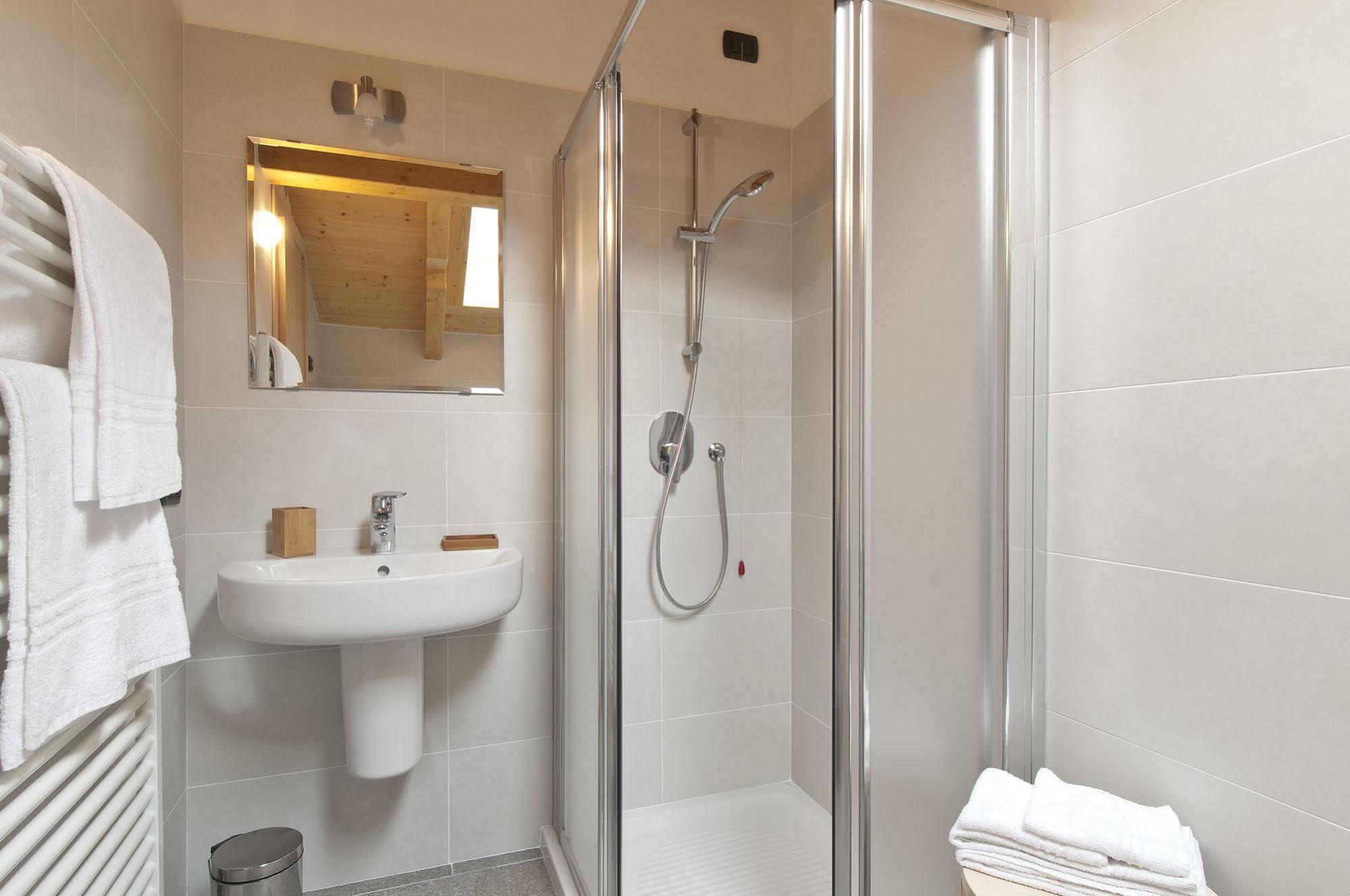 Helianthus Residence Cannero Riviera Eksteriør bilde